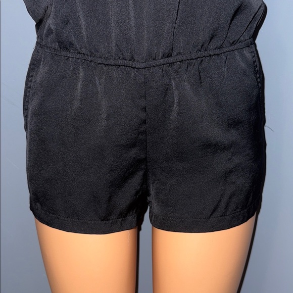 Chic Black Strapless Romper - Size Small - Picture 3 of 7